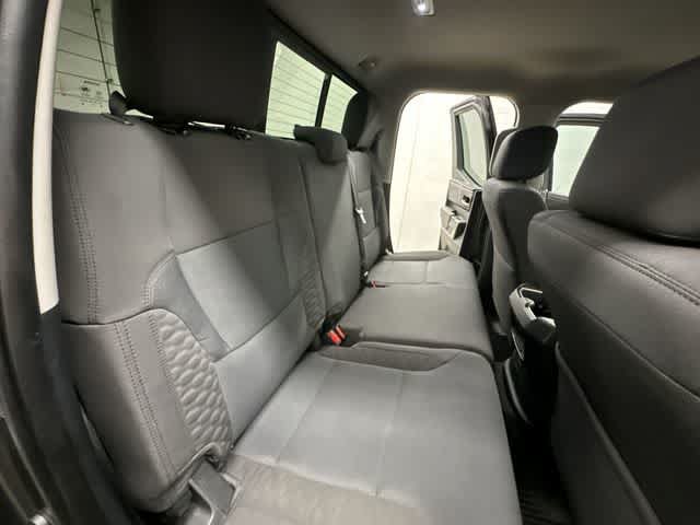 Used 2022 Toyota Tundra SR5 w/ SR5 Convenience Package AWD/4WD image 22