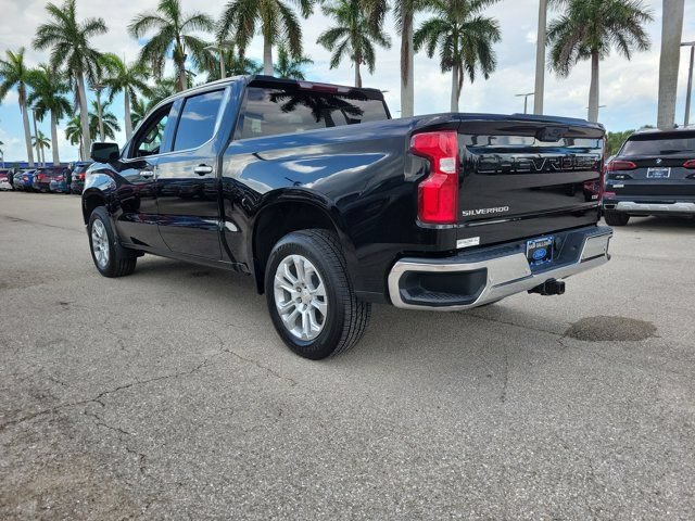 Used 2023 Chevrolet Silverado 1500 LTZ RWD image 4