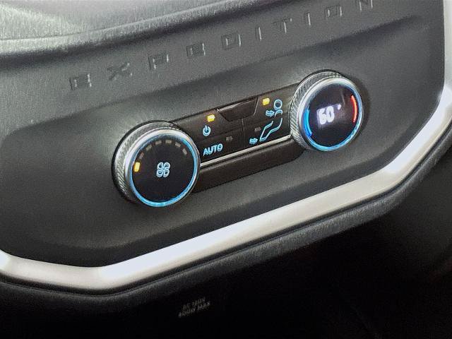 Certified 2025 Ford Expedition Active AWD/4WD image 26