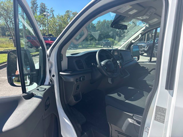 Certified 2025 Ford Transit 250 Low Roof w/ Exterior Upgrade Package RWD image 12