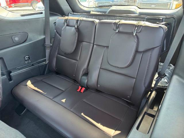 Certified 2025 Ford Explorer Platinum w/ LUX Leather Package AWD/4WD image 11