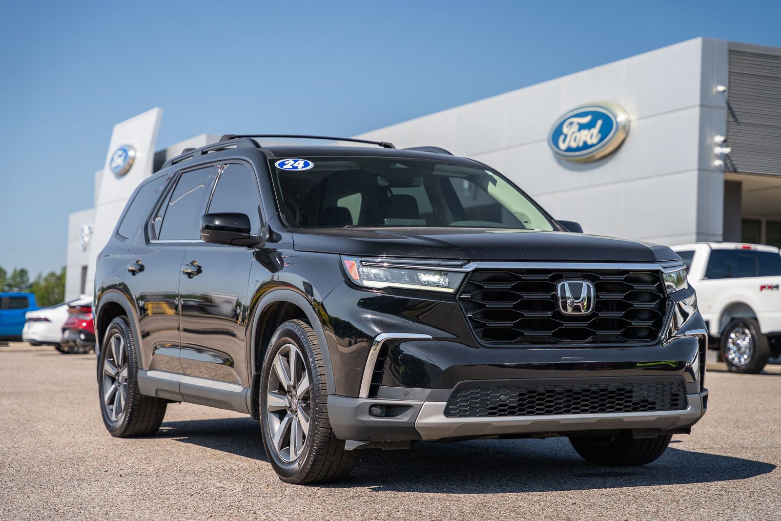 Used 2024 Honda Pilot Touring