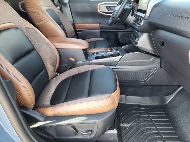 Certified 2025 Ford Bronco Sport Outer Banks w/ Outer Banks Tech Package+ AWD/4WD image 17