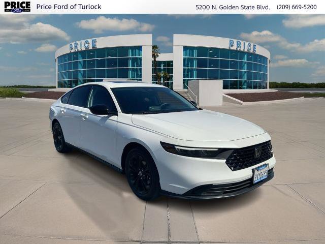 Used 2025 Honda Accord SE image 3