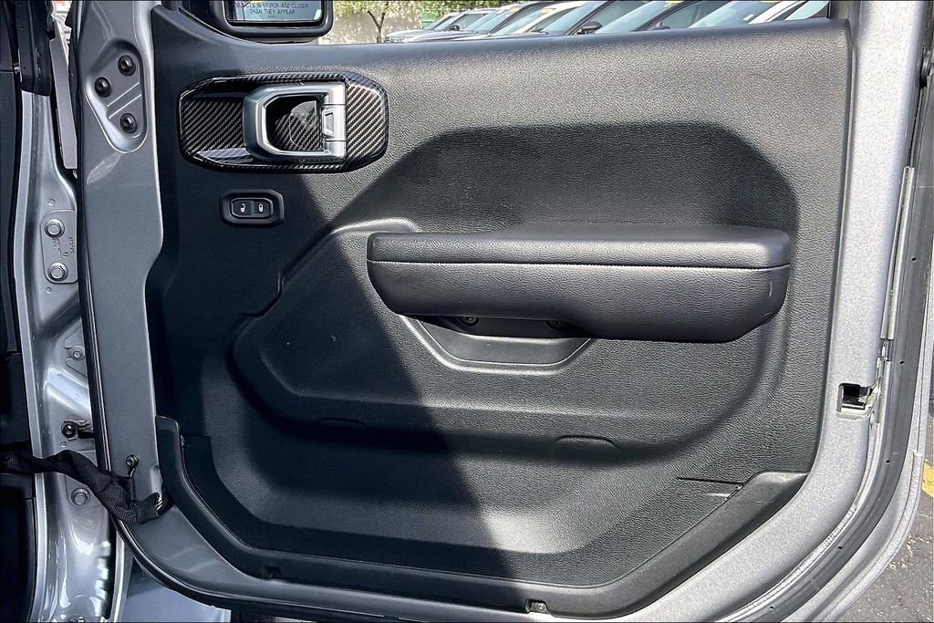 Used 2020 Jeep Wrangler Unlimited Sport S AWD/4WD image 21
