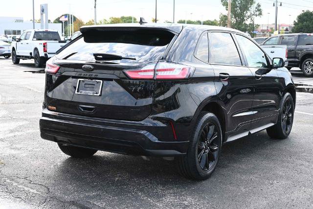 Certified 2023 Ford Edge SE w/ Black Appearance Package AWD/4WD image 9