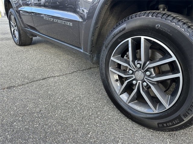 Used 2018 Jeep Grand Cherokee Limited image 12