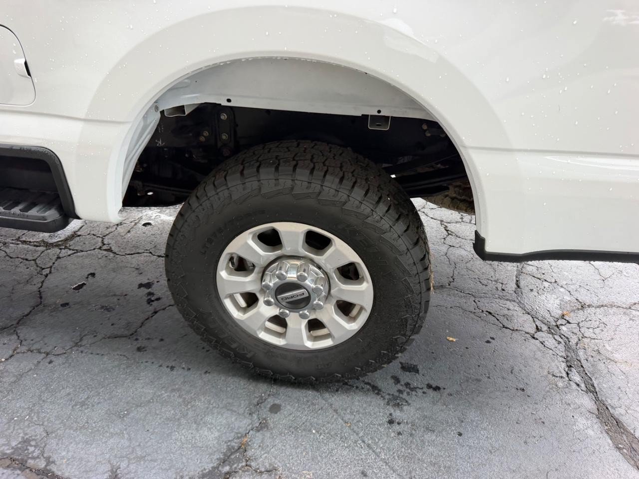 Certified 2024 Ford F250 XLT w/ FX4 Off-Road Package AWD/4WD image 6