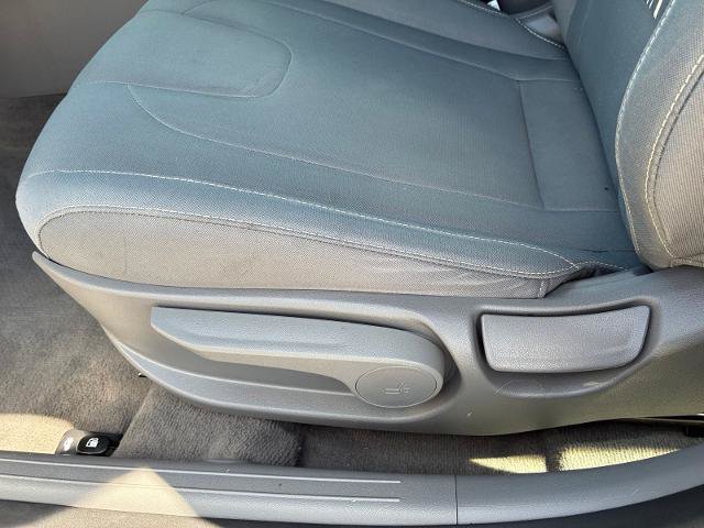 Used 2022 Hyundai Elantra SEL w/ Cargo Package FWD image 13