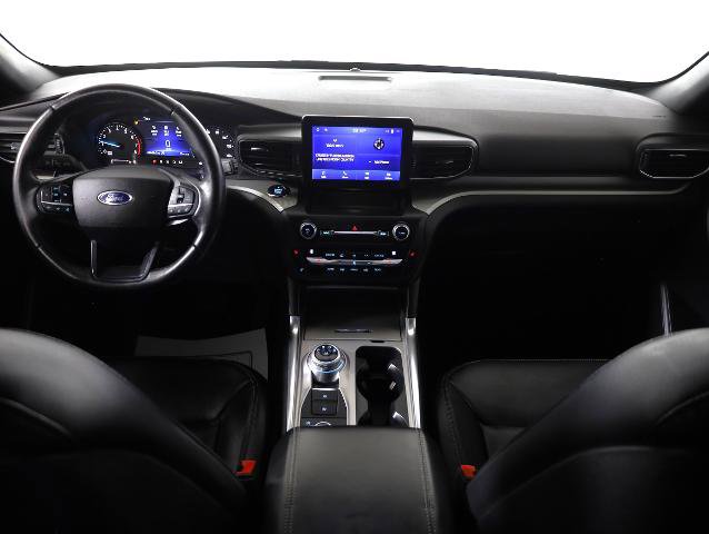 Certified 2020 Ford Explorer XLT w/ Equipment Group 202A image 13