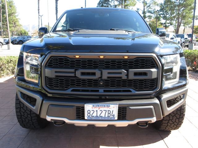 Certified 2017 Ford F150 Raptor w/ Equipment Group 802A Luxury image 7