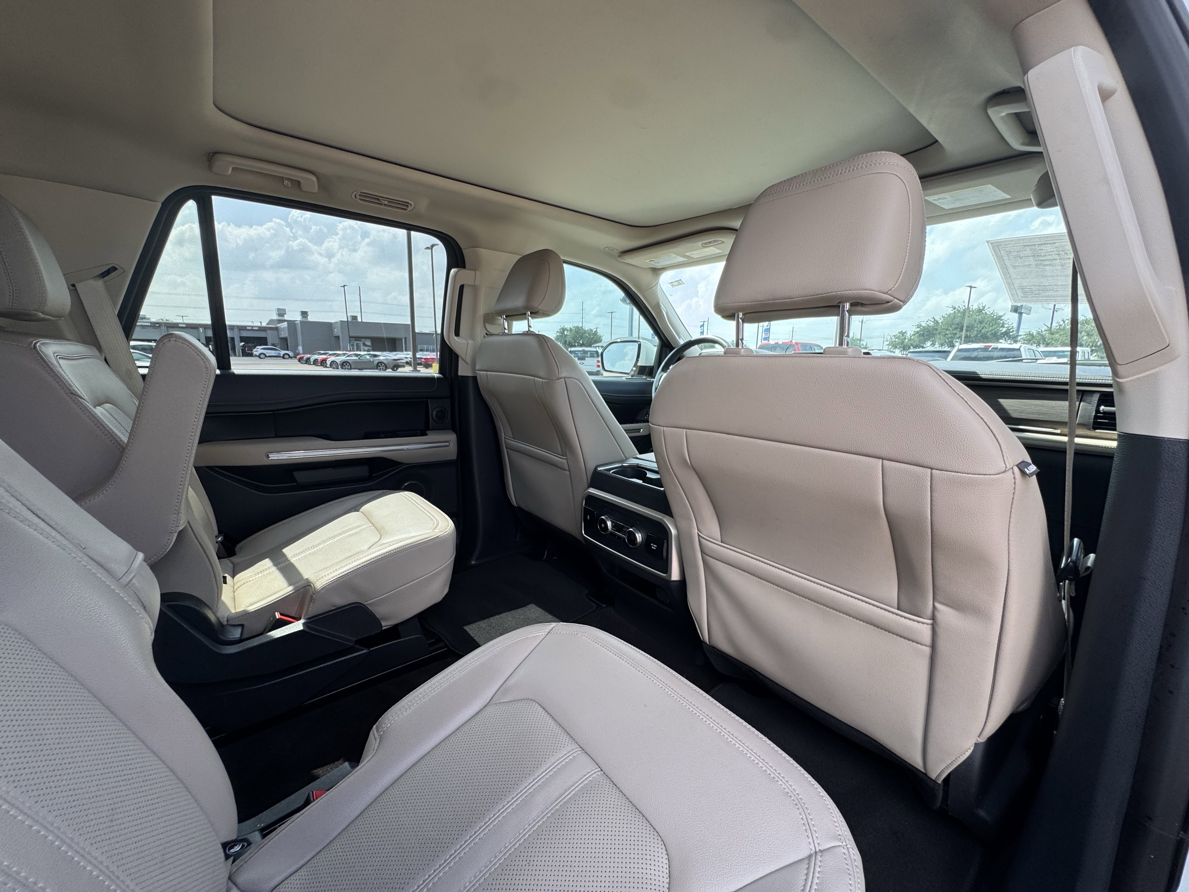 Certified 2023 Ford Expedition Limited RWD image 32