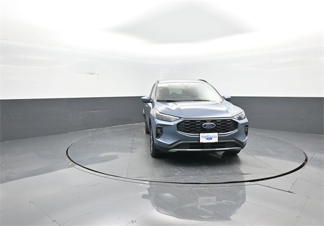 Certified 2025 Ford Escape ST-Line Elite image 2