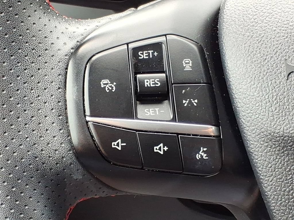 Certified 2023 Ford Escape ST-Line Elite AWD/4WD image 22