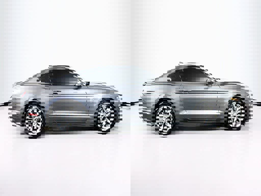 Certified 2021 Ford Mustang GT Premium w/ Equipment Group 401A image 25