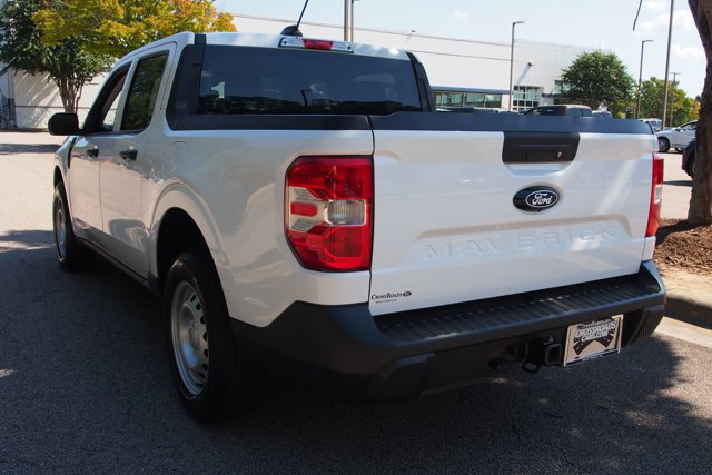 Certified 2025 Ford Maverick XL FWD image 5