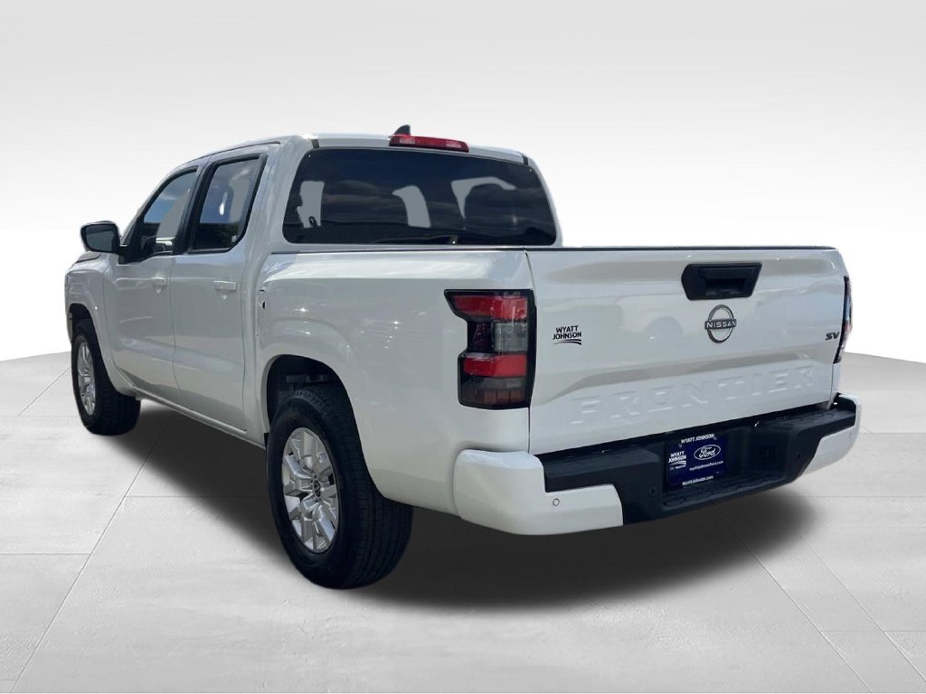 Used 2023 Nissan Frontier SV w/ Technology Package RWD image 6