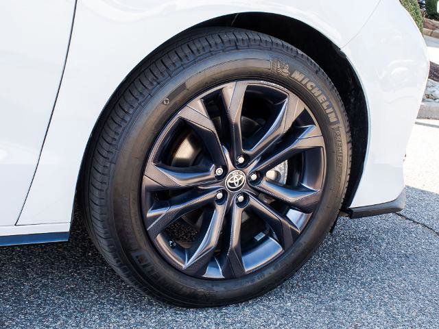 Used 2022 Toyota Sienna XSE w/ XSE Plus Package image 8