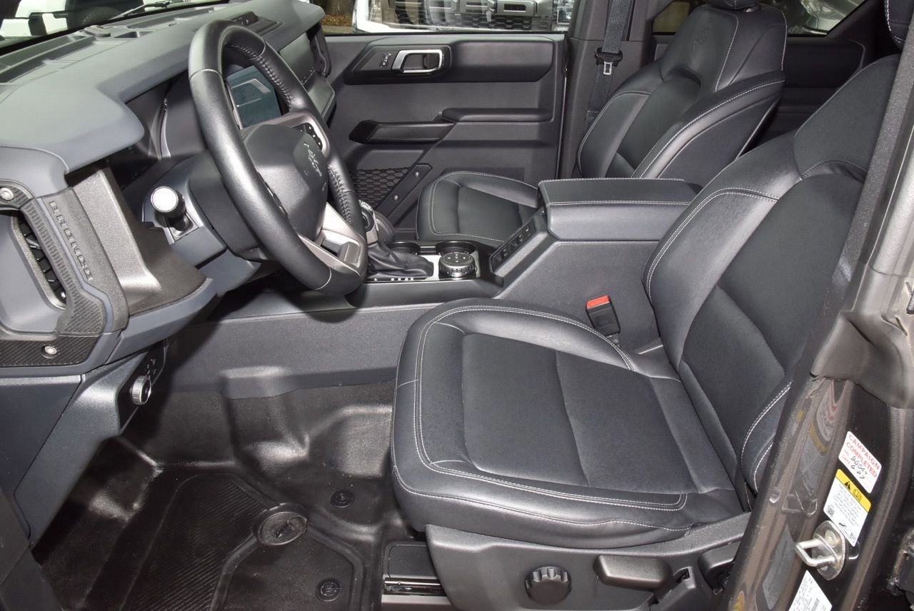 Certified 2025 Ford Bronco Badlands image 15