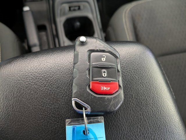 Used 2021 Jeep Wrangler Unlimited Sport image 27