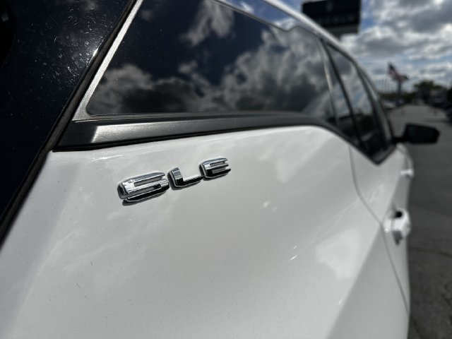 Used 2024 GMC Terrain SLE FWD image 45