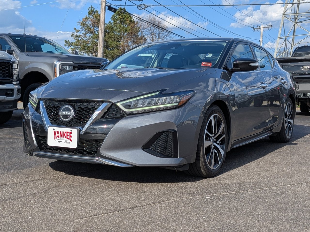 Used 2023 Nissan Maxima SV w/ Floor Mat Group FWD image 8