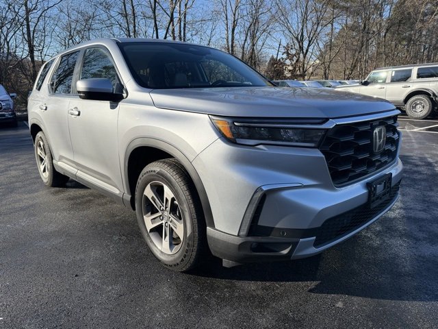 Used 2025 Honda Pilot EX-L image 7