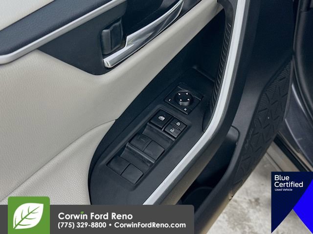 Used 2021 Toyota RAV4 XLE w/ Convenience Package AWD/4WD image 21