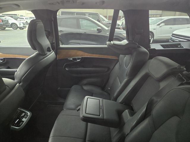 Used 2023 Volvo XC90 B5 Plus AWD/4WD image 3