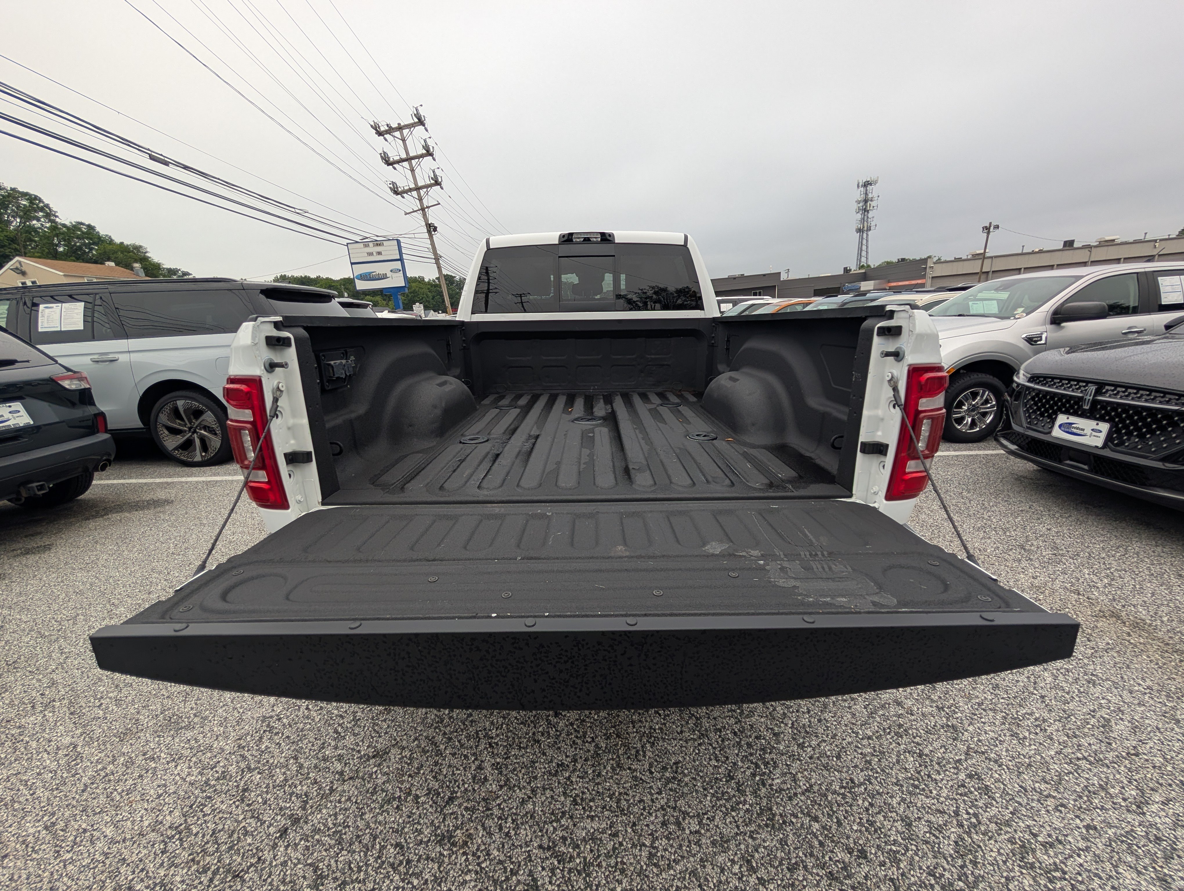 Used 2022 RAM 2500 Laramie AWD/4WD image 14