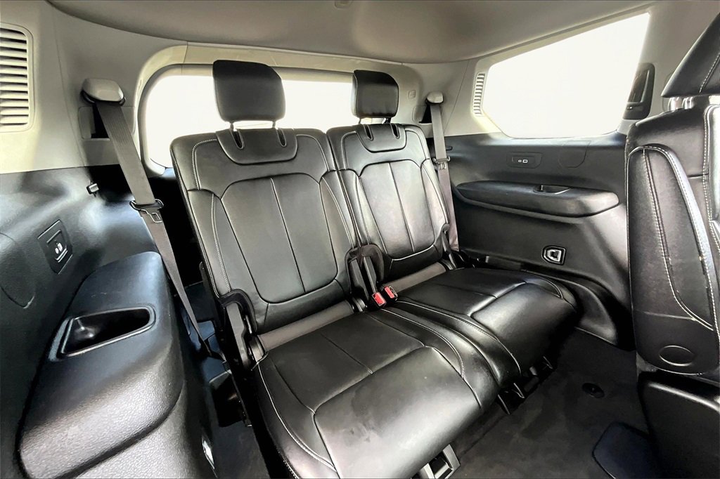 Used 2022 Jeep Grand Cherokee L Limited image 28