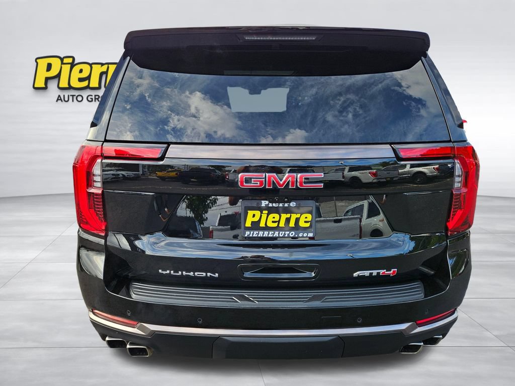 Used 2025 GMC Yukon AT4 Ultimate AWD/4WD image 4