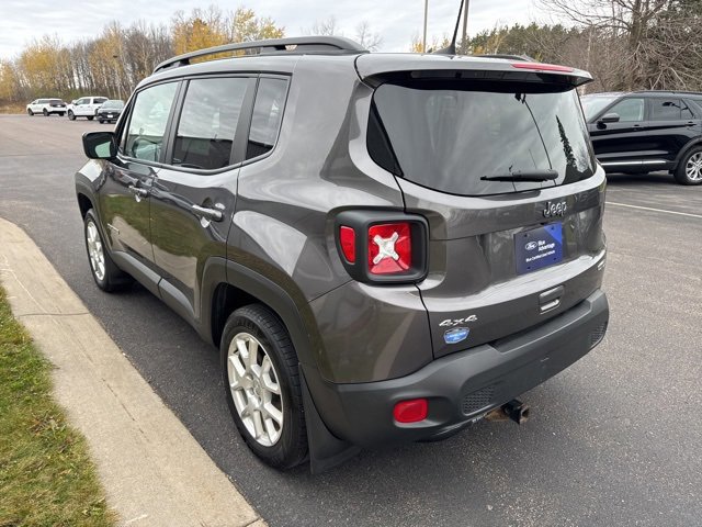 Used 2020 Jeep Renegade Latitude w/ Cold Weather Group image 3