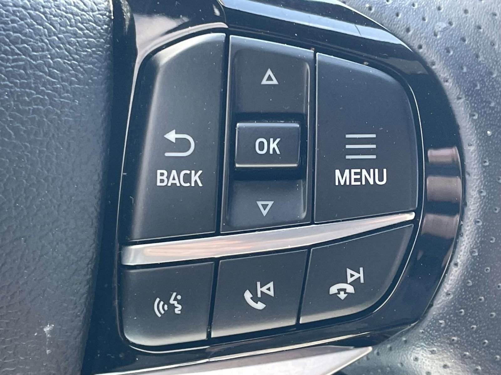 Certified 2023 Ford Explorer ST-Line w/ Class IV Trailer Tow Package image 23