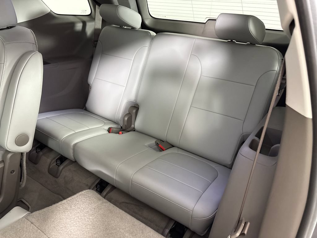 Used 2020 Chevrolet Traverse LT w/ LT Premium Package FWD image 31
