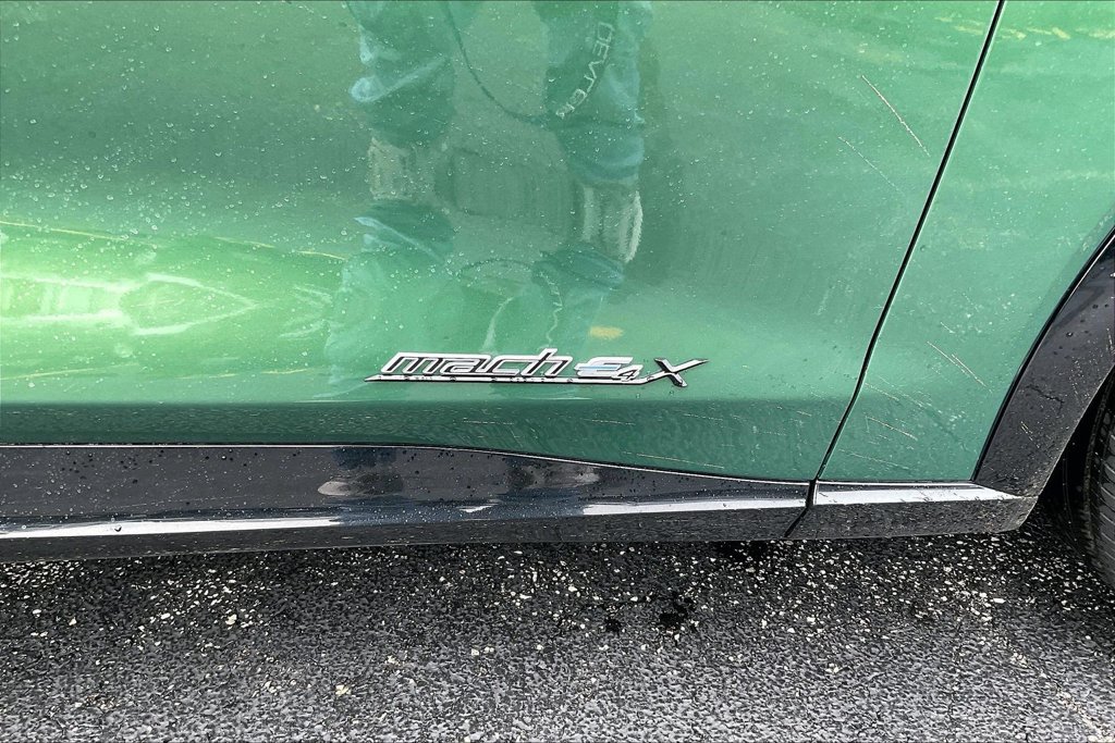 Certified 2024 Ford Mustang Mach-E Premium AWD/4WD image 7