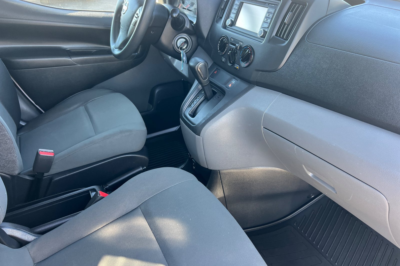 Used 2018 Nissan NV200 SV w/ Navigation Package FWD image 16