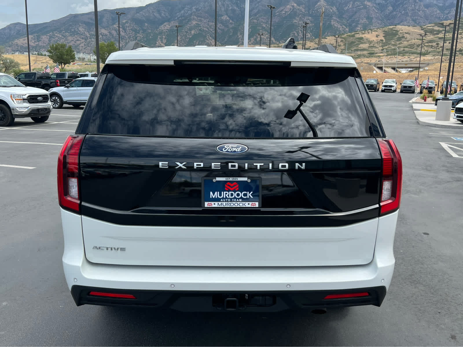 Certified 2025 Ford Expedition Active AWD/4WD image 9