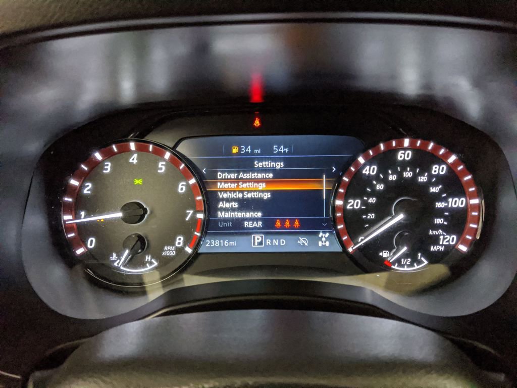Used 2025 Nissan Frontier PRO-4X AWD/4WD image 13