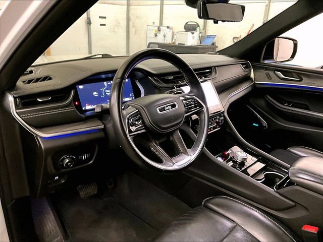 Used 2021 Jeep Grand Cherokee L Overland w/ Luxury Tech Group IV AWD/4WD image 12