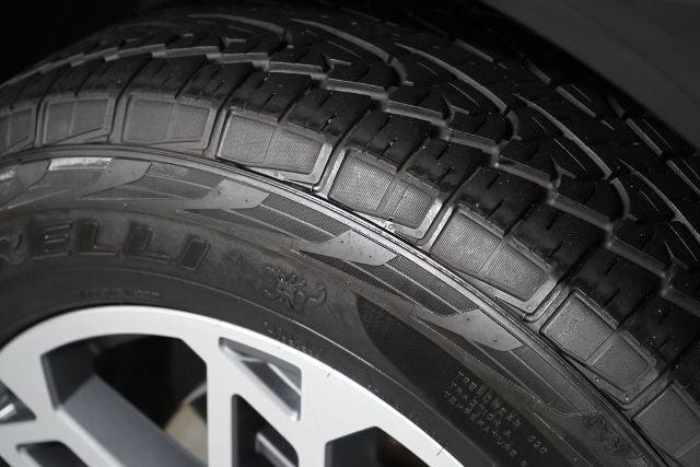 Certified 2025 Ford Expedition Active AWD/4WD image 38