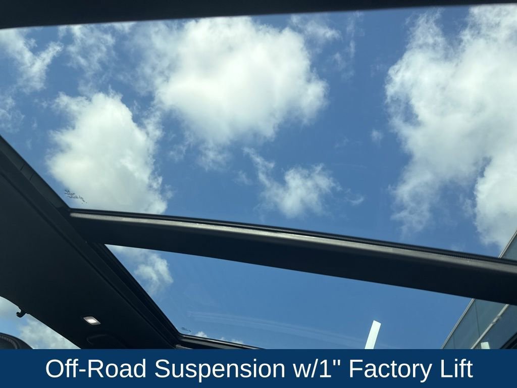 Used 2023 Honda Pilot TrailSport image 15