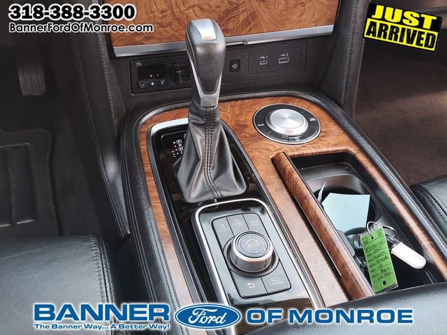 Used 2024 Nissan Armada SL image 21