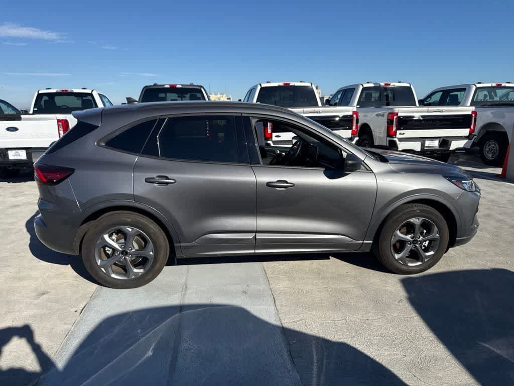 Certified 2024 Ford Escape ST-Line w/ Tech Pack #1 FWD image 6