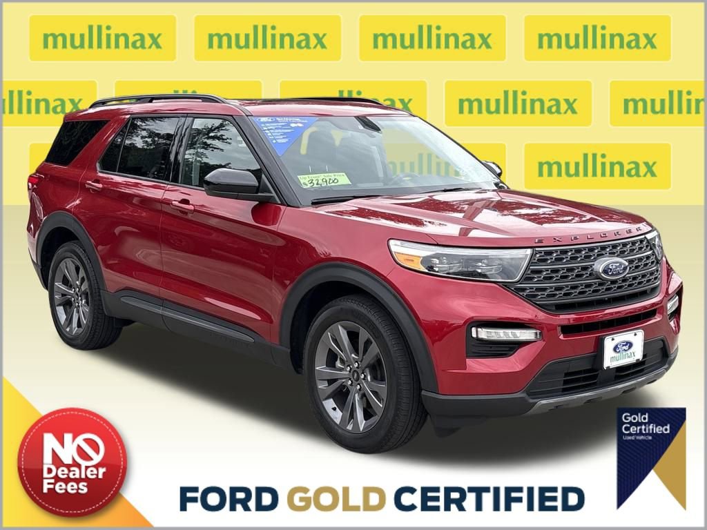 Certified 2022 Ford Explorer XLT w/ Equipment Group 202A image 1
