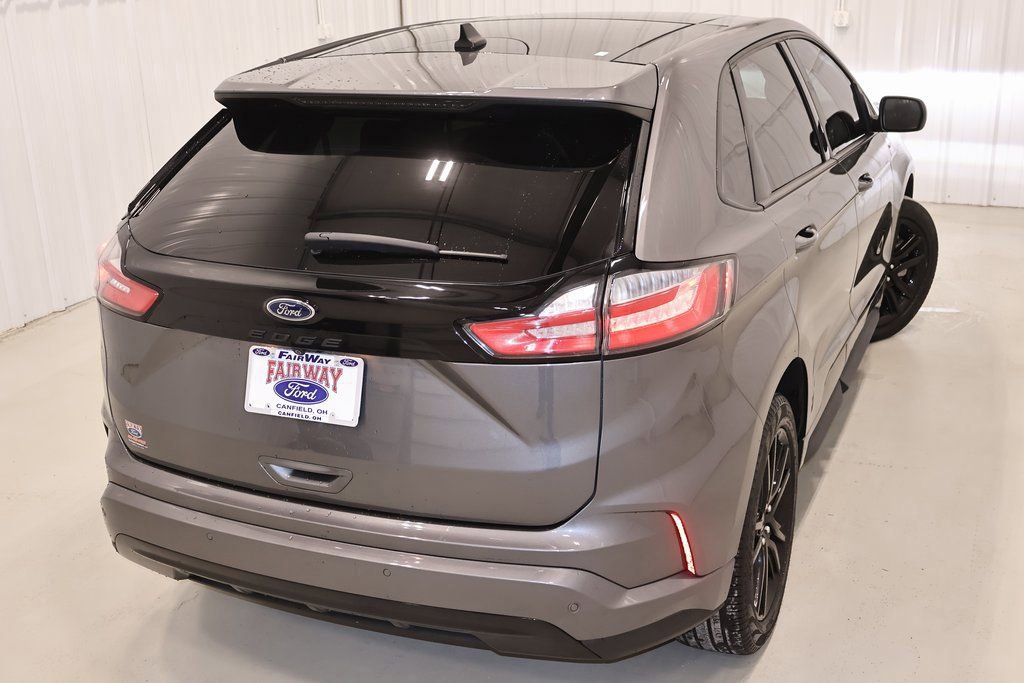 Certified 2023 Ford Edge ST-Line image 7