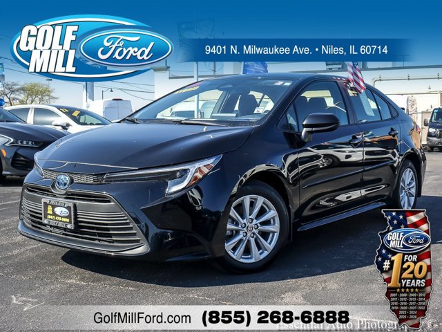 Used 2025 Toyota Corolla LE w/ LE Premium Package FWD image 1