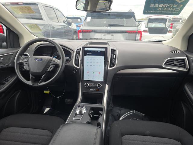 Certified 2024 Ford Edge SE AWD/4WD image 34