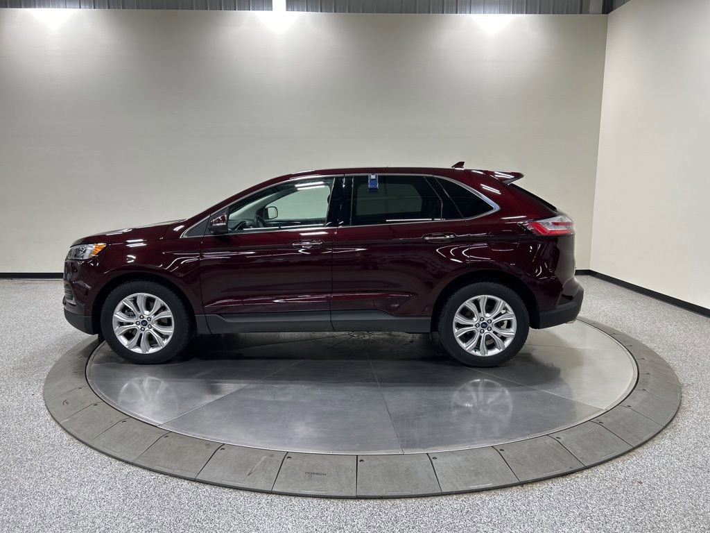 Certified 2020 Ford Edge Titanium w/ Equipment Group 301A AWD/4WD image 2