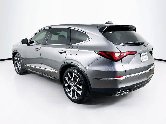 Used 2023 Acura MDX w/ Technology Package FWD image 4
